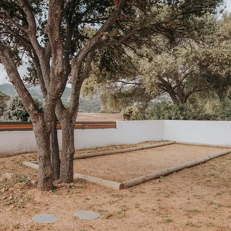 Mare Monti 3 * カルヴィ